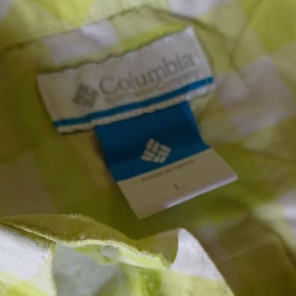 Lime Green Button-Up Shirt - Size: L     (1067) - Picture 3 of 6